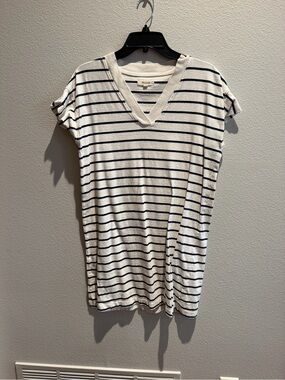Madewell White V-Neck dress with Navy Stripes